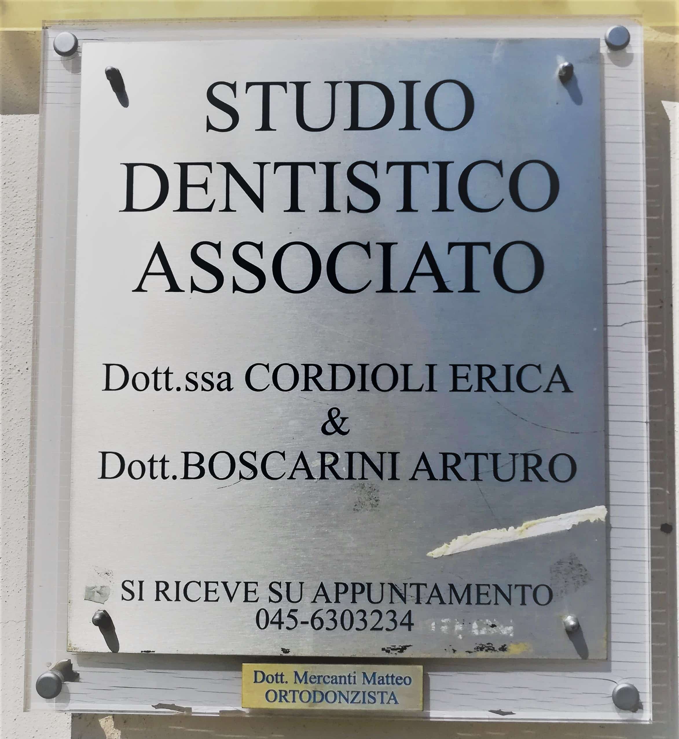 Studio dentistico associato dott. Arturo Boscarini e dott.ssa Erica Cordioli.